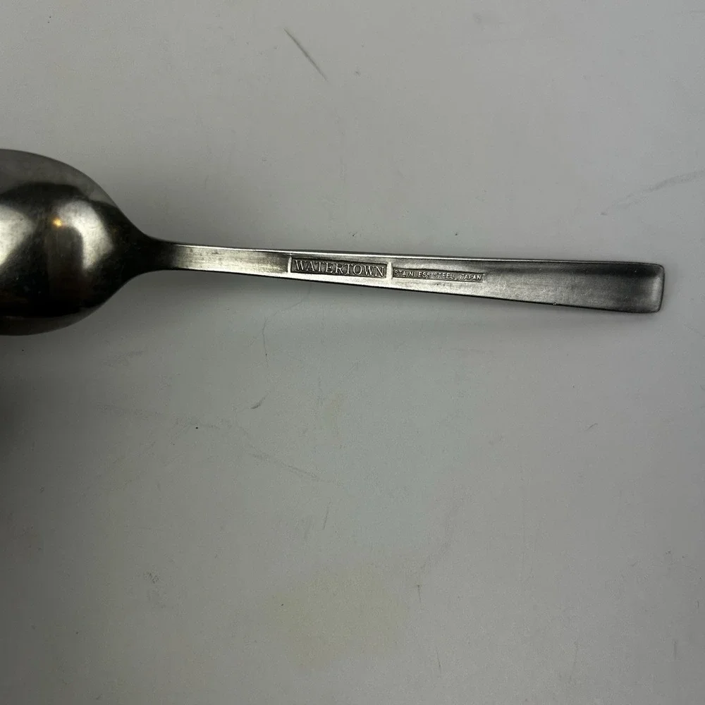 UNKNOWN MFG WATERTOWN STAINLESS FLATWARE SCROLLED EDGE FLAT TIP JAPAN-single